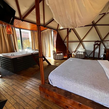 Hotel Mandalin Glamping à Selçuk Extérieur photo