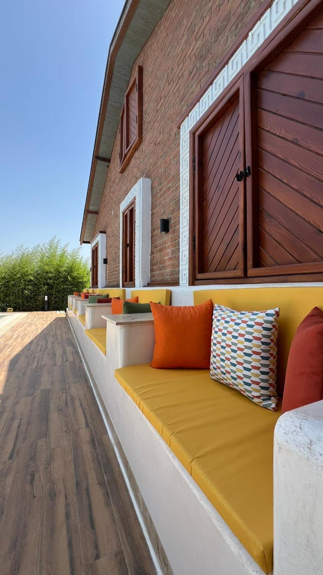 Hotel Mandalin Glamping à Selçuk Extérieur photo